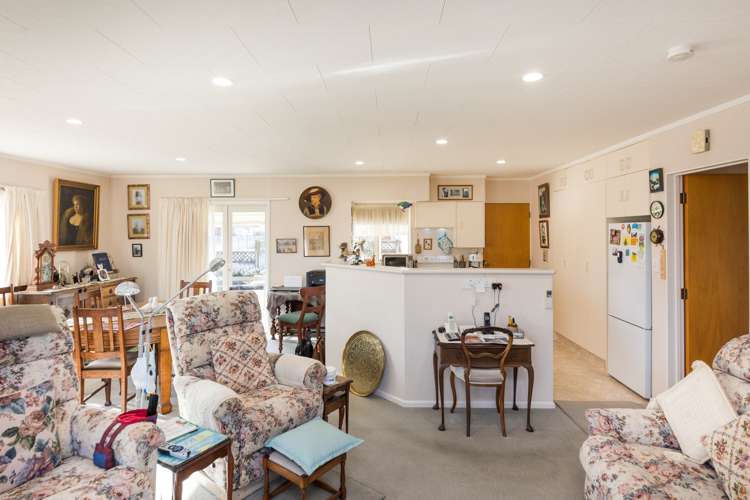 121 Warwick Street Feilding_18