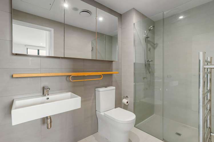302/8B Lake Pupuke Drive Takapuna_12