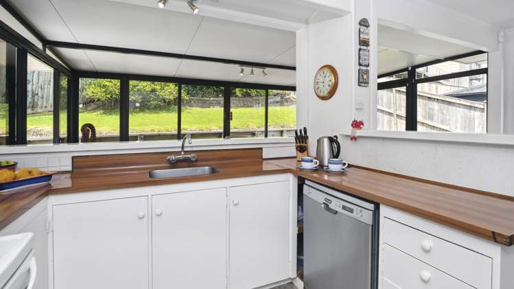 2/17 Dianthus Place Browns Bay_10