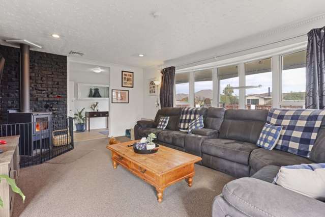 8 Gibbs Drive Woodend_2
