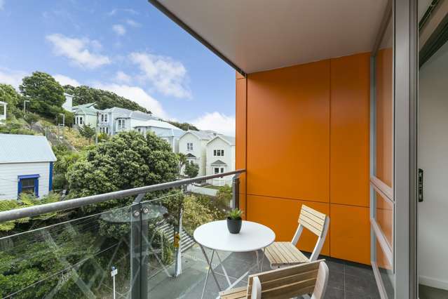 6d/1 Hanson Street Mount Cook_1