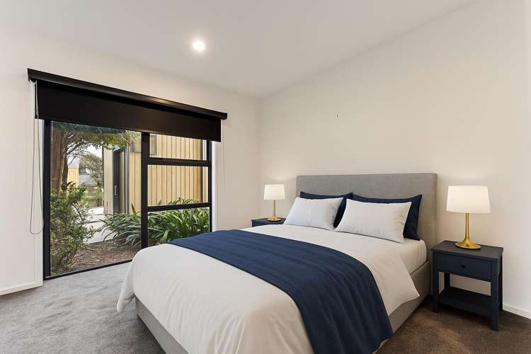 10 Sabine Drive Richmond_11