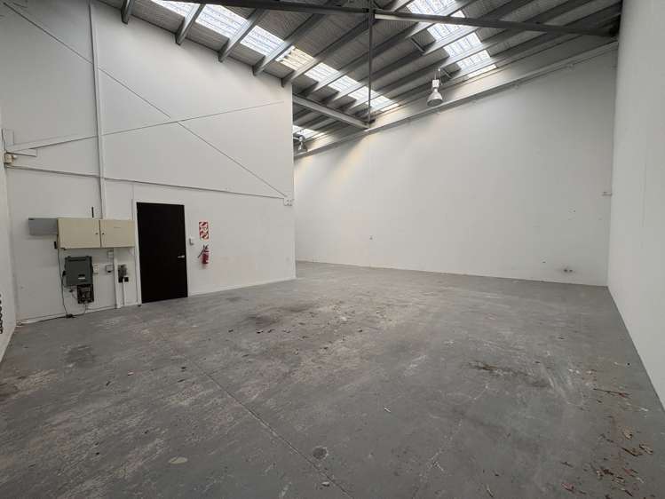 2/44 Curries Road Hillsborough_2