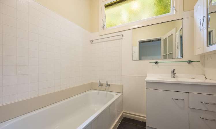9 Maire Street Tahunanui_11