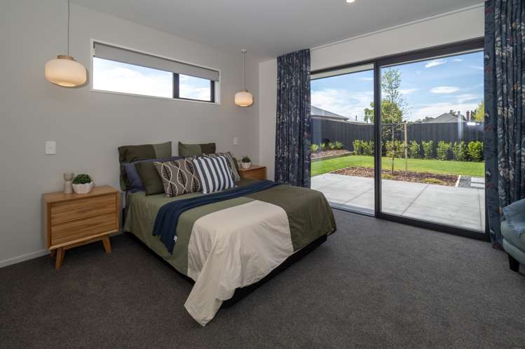 4 Strowan Avenue Elgin_13