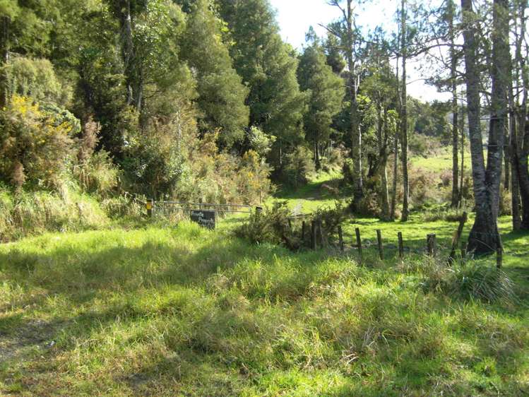 125 Te Mahoe Road Mokau_0