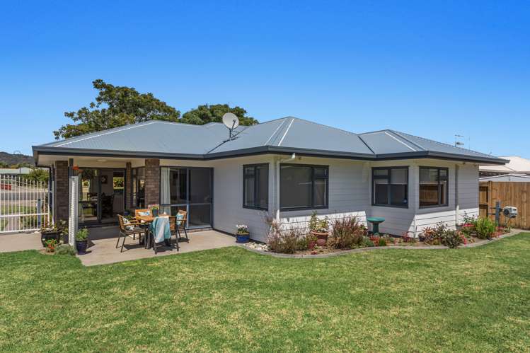 21 Edgewater Grove Whakatane_16