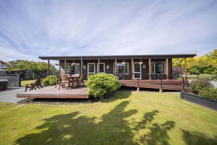 13 and 15 Melland Place Te Anau_45