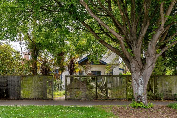 20 Helmores Lane Merivale_11