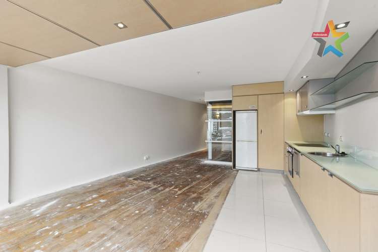 87/72 Tory Street_4