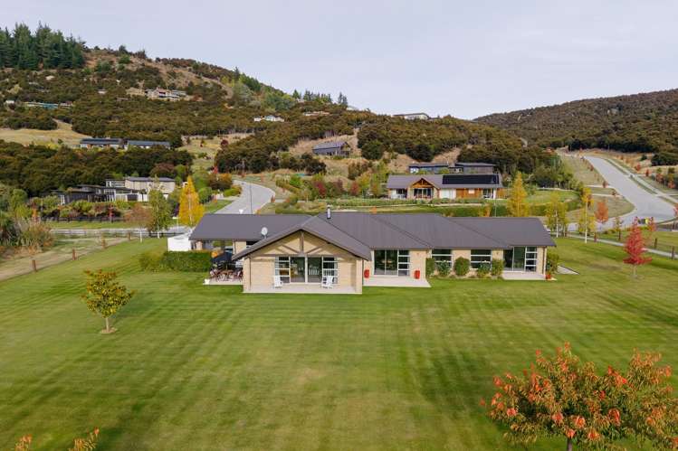 8 Hidden Hills Drive Wanaka_41
