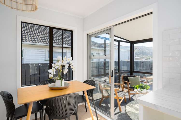 16 Russell Road Wainuiomata_6