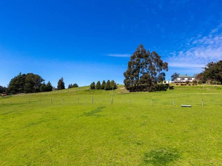 69 Church Hill Road Green Island_17