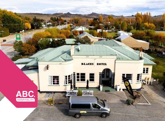 Package Deal | Hotel, Bar, Home & History 