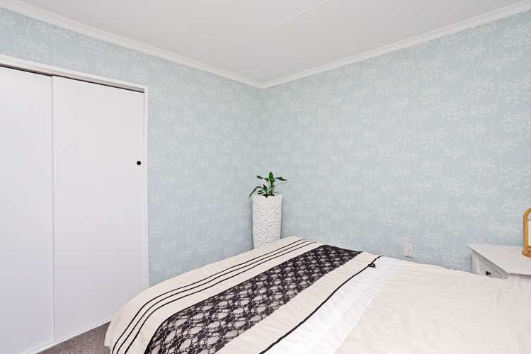 143 Black Road Otatara_22