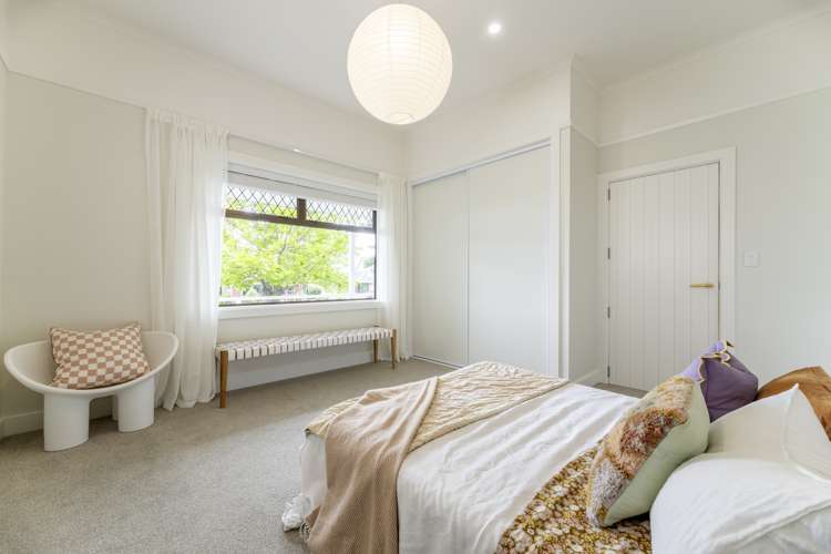 82 Avenue Road West End_8