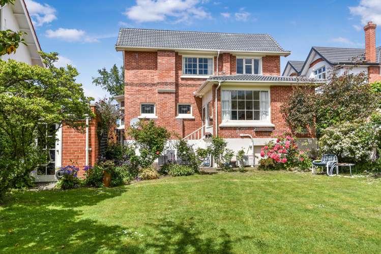 24 Sandringham Street Saint Clair_28