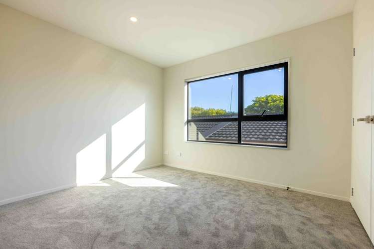 2/155 Te Atatu Road Te Atatu South_5