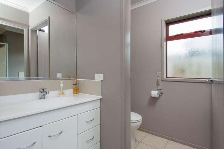 21 Tomika Crescent Papamoa_16