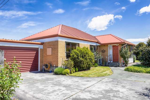 3 Bedrooms & Double Garage