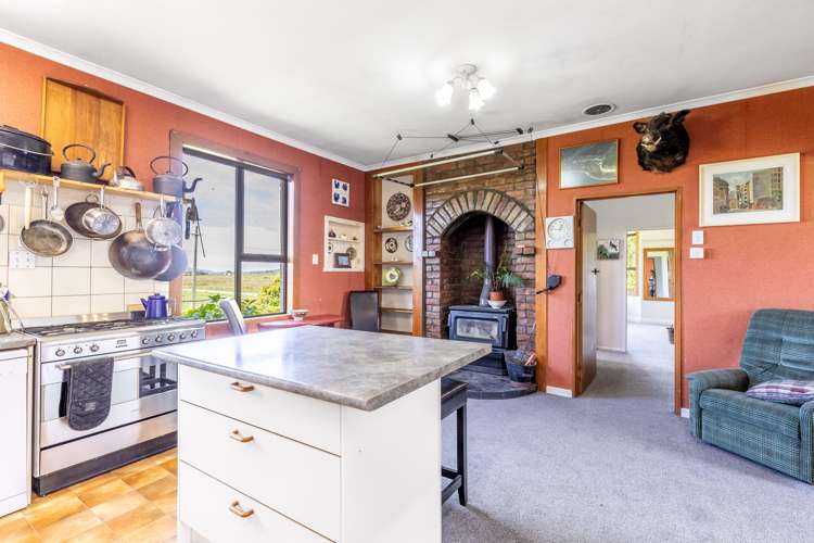 56 Clark Road Omaui_10