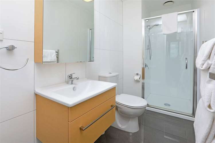 905/17 Putney Way Manukau_8