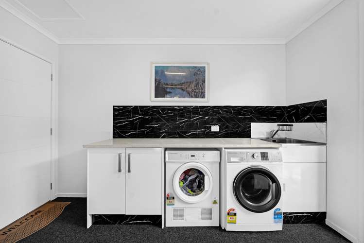 20 MCLEAN STREET Pokeno_13