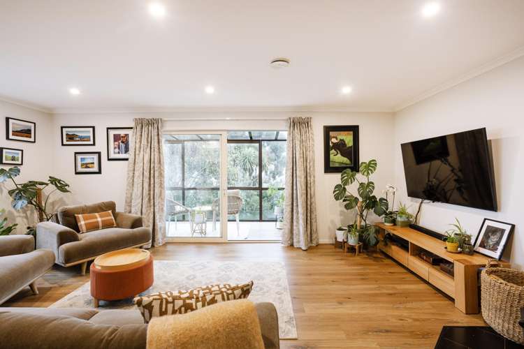 44 and 58 Hilton Road Highcliff_7