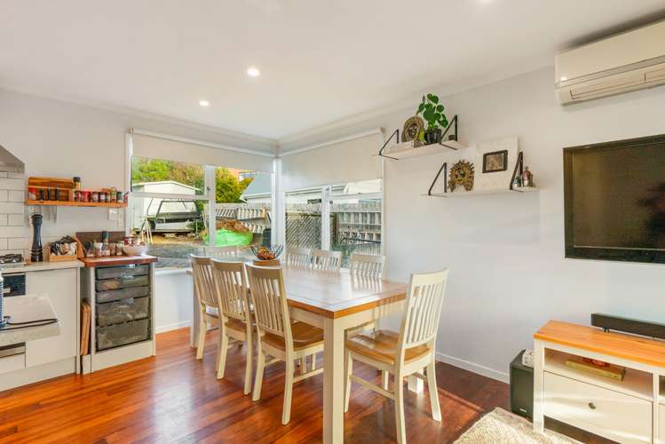 26 Fairdale Place Birkdale_3