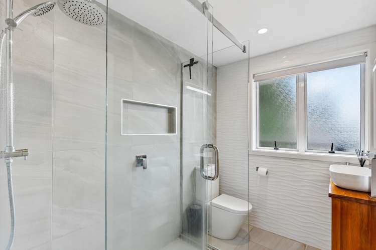 9 Burnham Road Waitakere_22