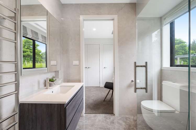 67 Riordan Lane Whitford_24