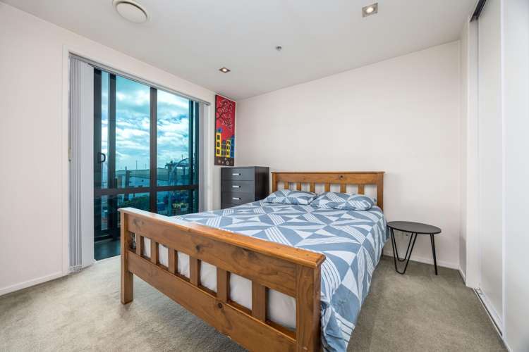 327/8 Dockside Lane Auckland Central_9