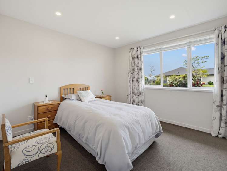 33 Eastfield Drive Lincoln_12