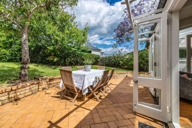 12 Cheltenham Road Devonport_38