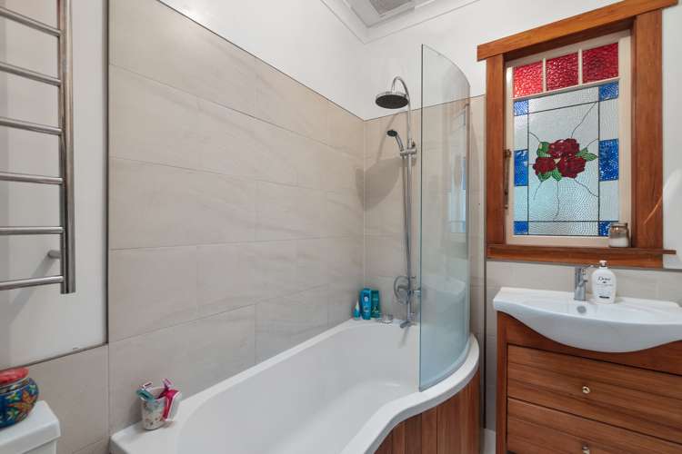 24 Bond Street Hamilton East_10