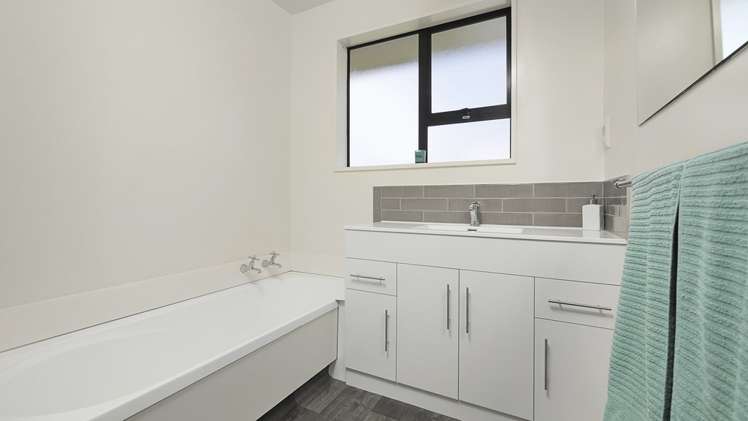 2/28 Wilson Street Islington_8