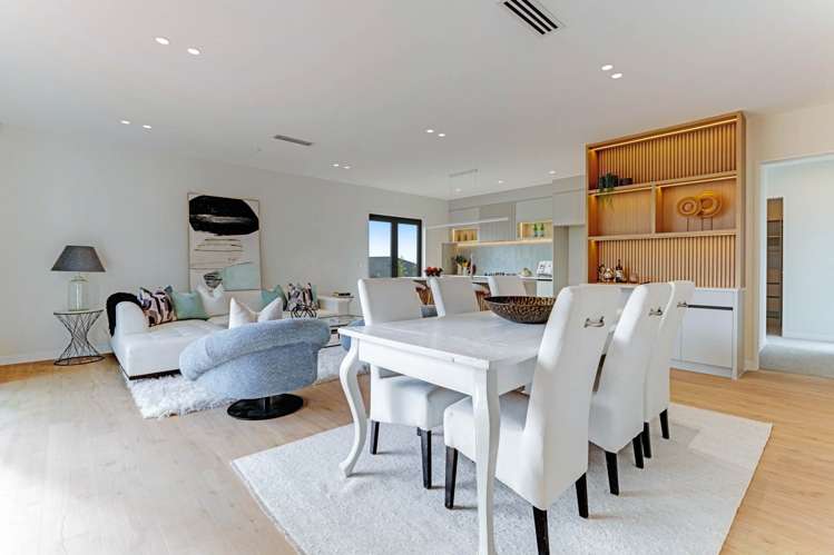 8 Lambert Road_3