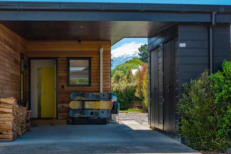 2 Magnolia Way Ohakune_1