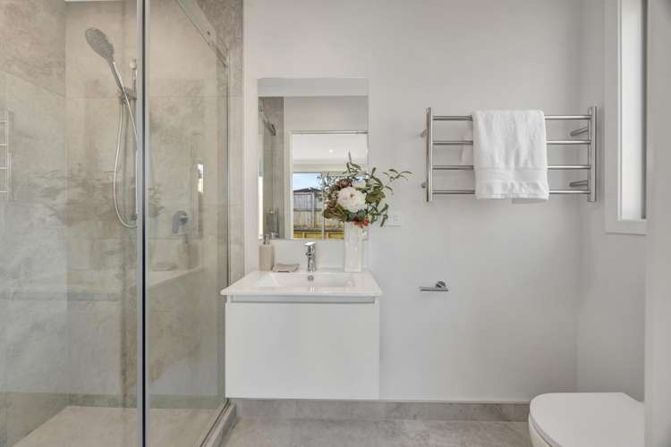 2/290 Dixon Road Fitzroy_9