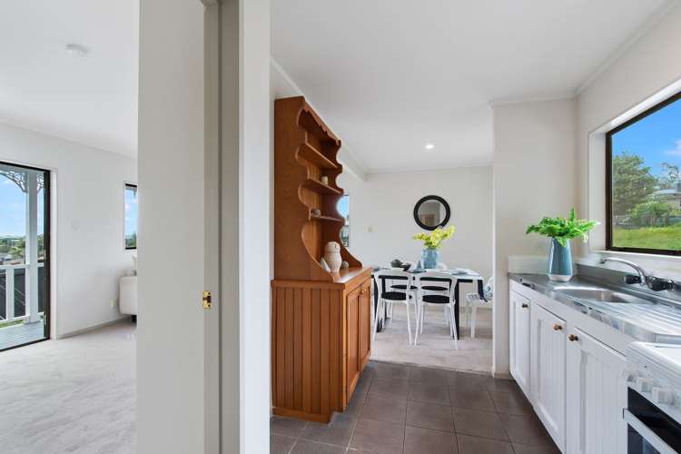 2/67 West Coast Road Glen Eden_10