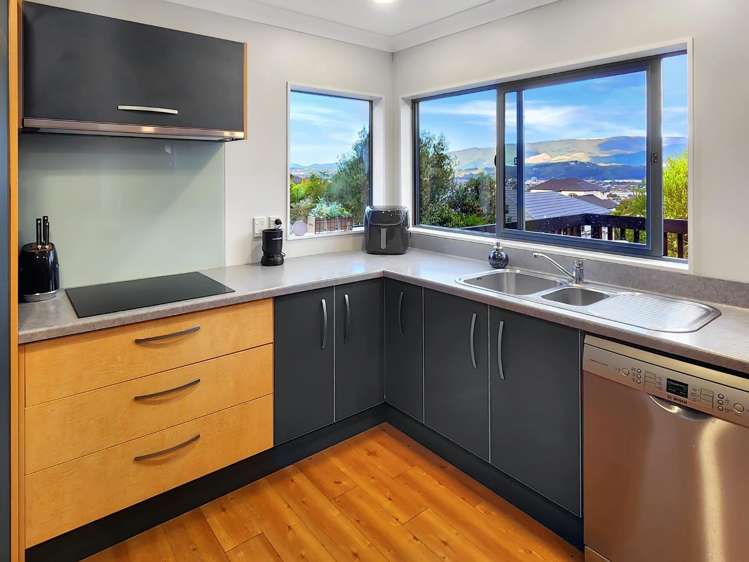 16 Birkinshaw Grove Riverstone Terraces_1