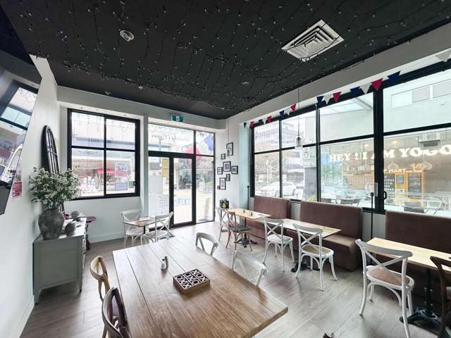 Shop 6/62-78 Hurstmere Road Takapuna_3