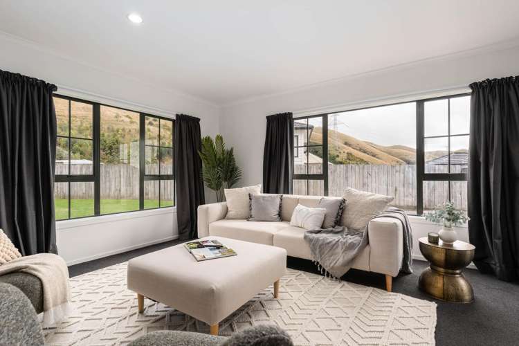 70 Erlestoke Crescent Churton Park_3