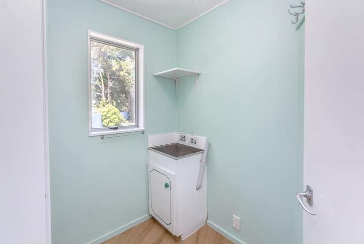 16 River Road Masterton_13