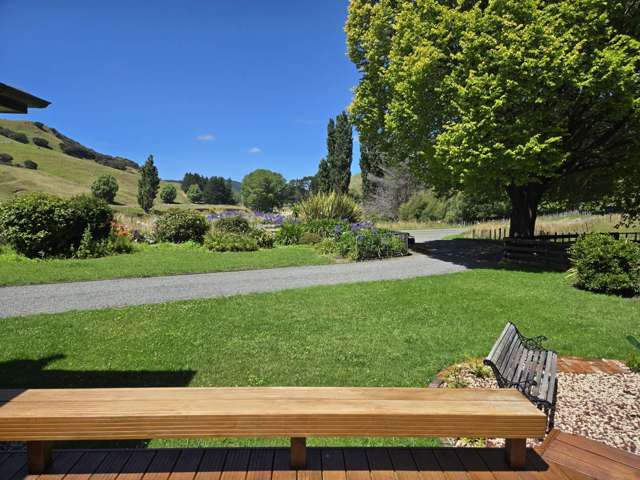 106 River Road Pongoroa_1