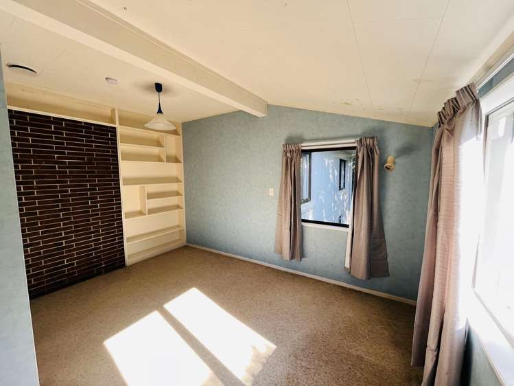 89 Russell Road Huntly_5
