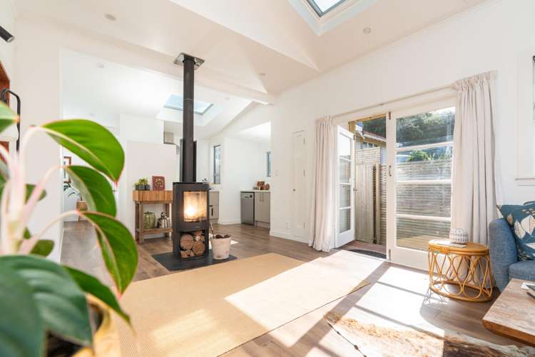 63 Happy Valley Road Owhiro Bay_6