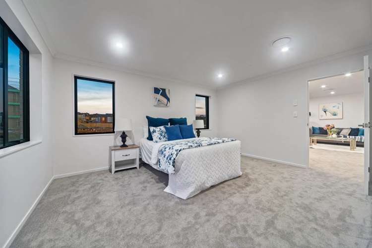 1 Woodacre Street Flat Bush_17