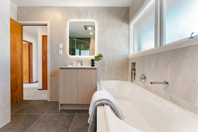 17 Munstead Place Hillcrest_18