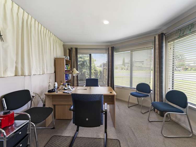 16 Barcaldine Road_4